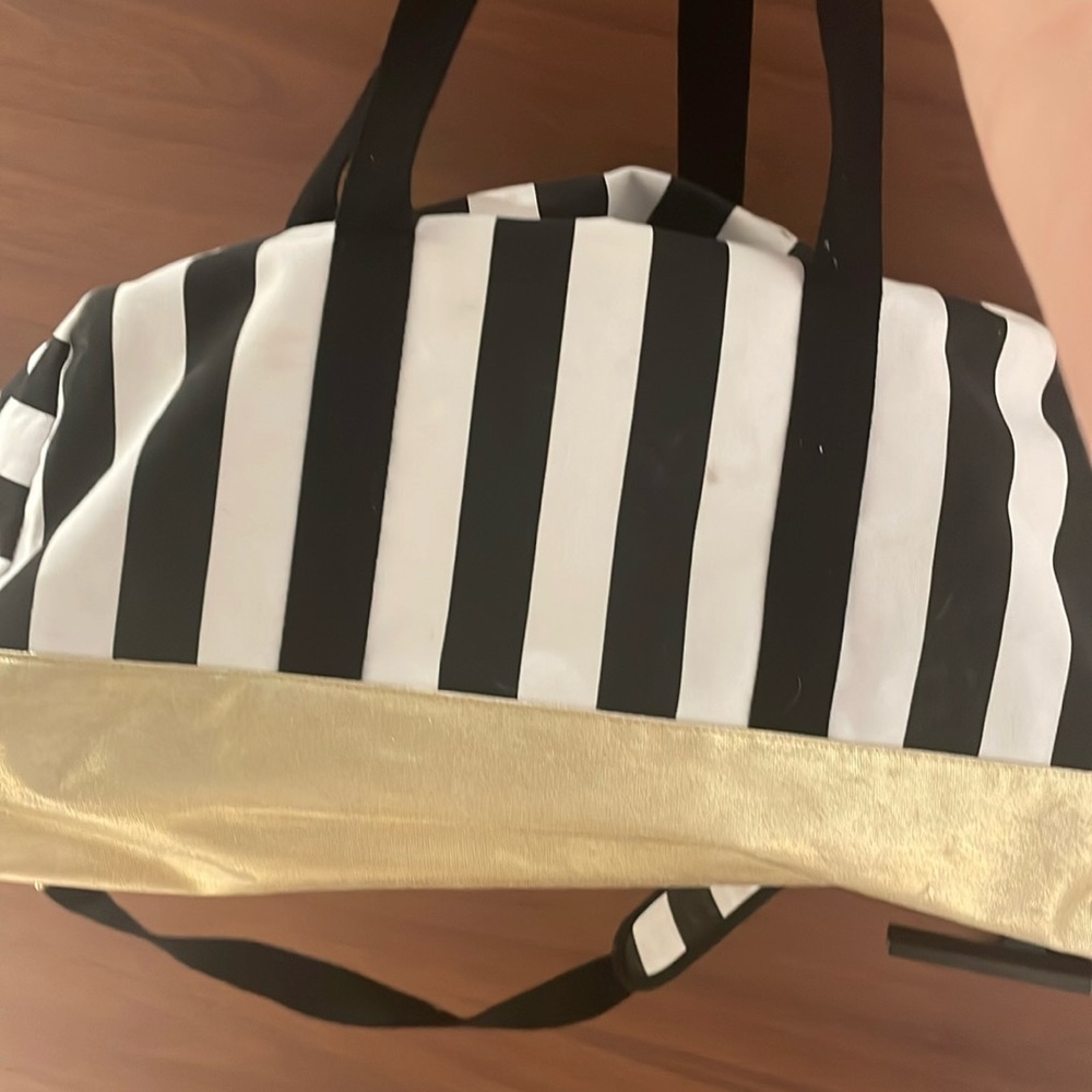 Large stripped duffel bag
